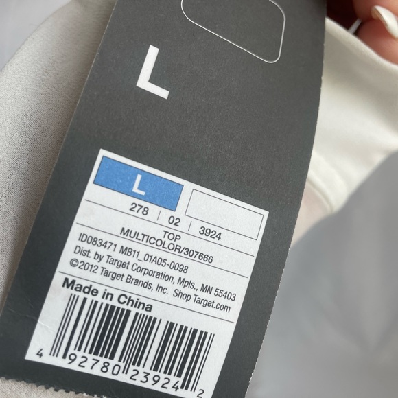 White and Balck Button Blouse - Picture 7 of 7